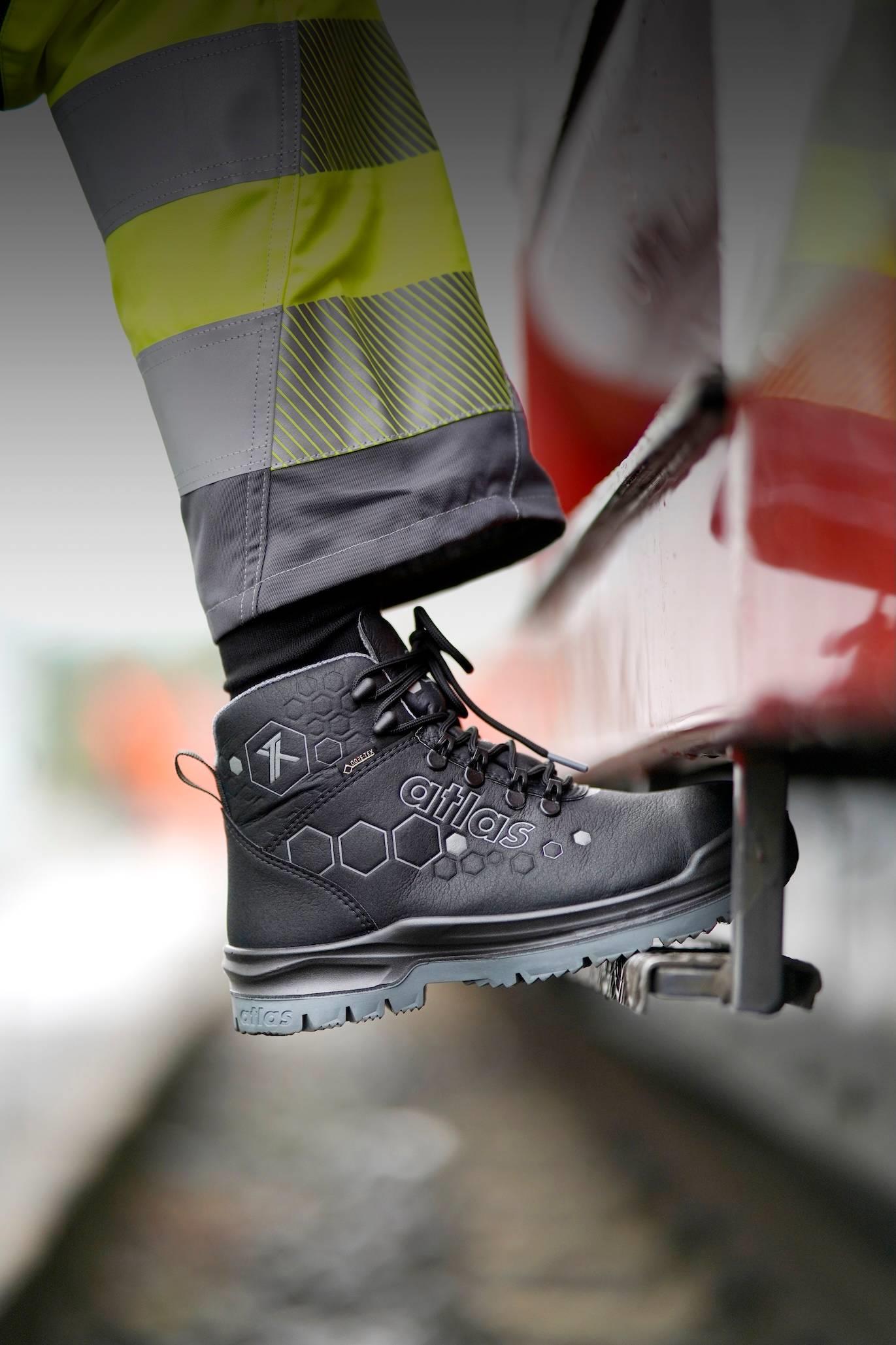 EXTRAGUARD XT 500 GTX XP Sicherheitsschuh S3