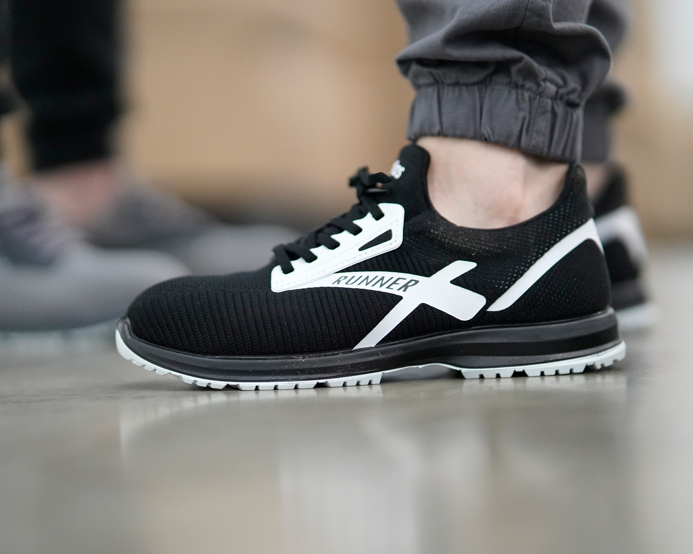 ATLAS Runner S1P leichte Sicherheitsschuhe für Herren und Damen