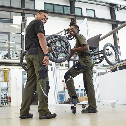 BPlus Damen Arbeitshose - AUSLAUFMODELL BPlus Damen Arbeitshose - AUSLAUFMODELL
